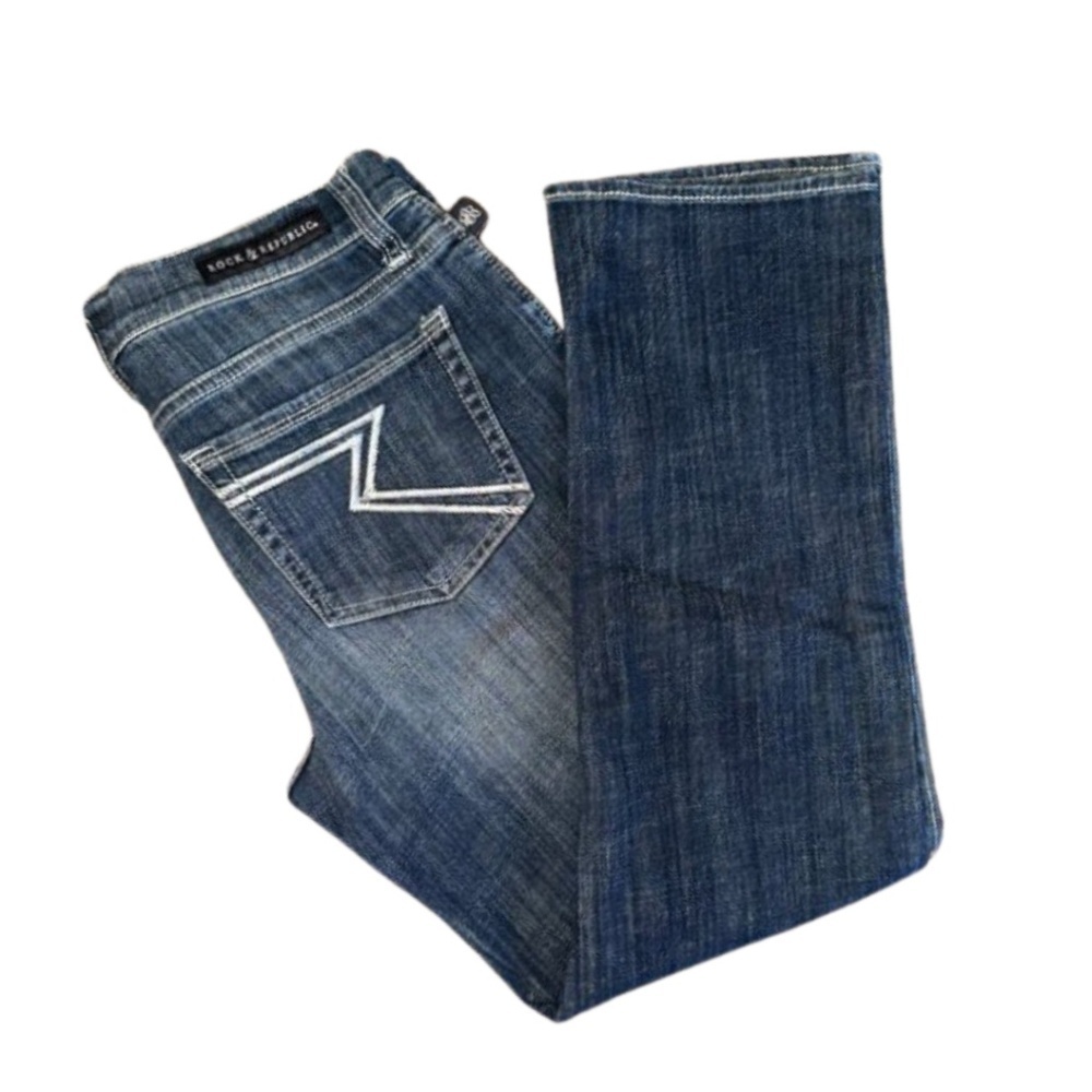 Rock & republic Women's mid rise dark blue jeans size 6 / 7 Medium bootcut short